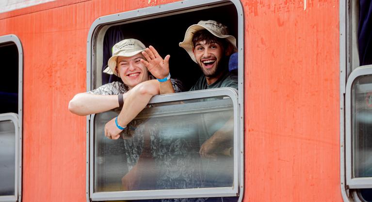 Befutott a Sziget Express – megrohamozták Budapestet a hollandok
