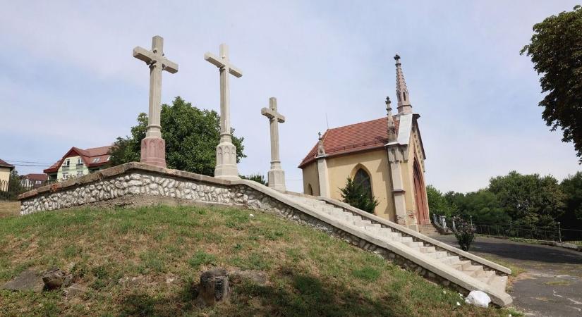 Vége a kálváriának: ilyen lett a megújult Miskolci Kálvária (fotókkal, videóval)