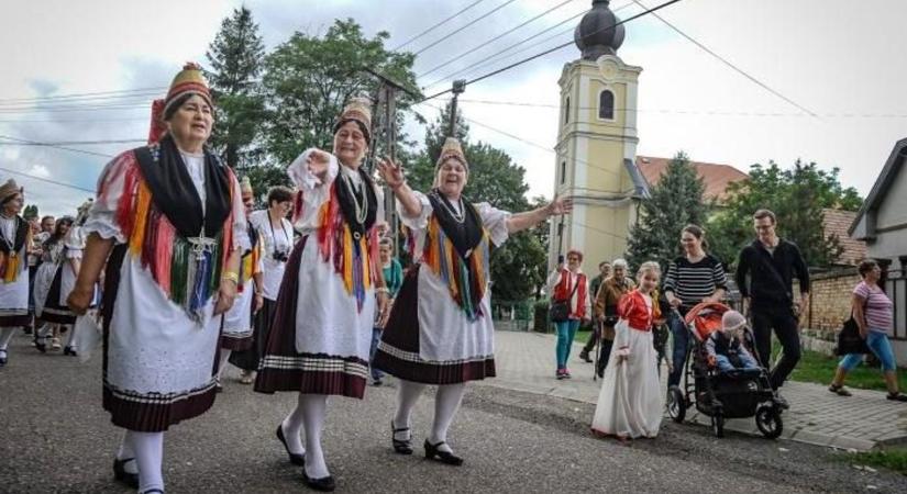 Augusztus végén ismét vígadhatunk a Palóc Párnanapon Mátraderecskén