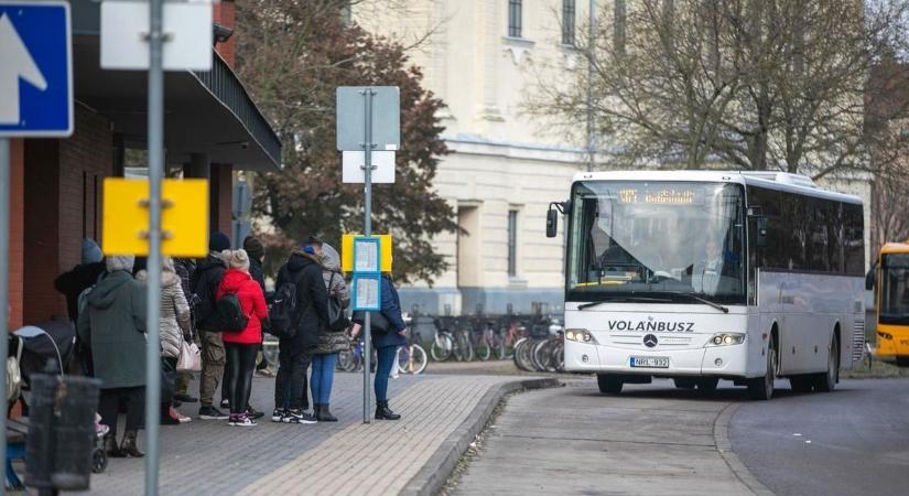 Figyelem, változik a buszmenetrend!