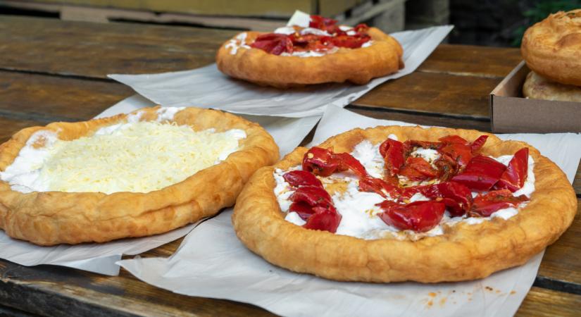 Húzós árak a 2024-es Sziget Fesztiválon: 2490 a szelet pizza, 3100 a sajtos-tejfeles lángos