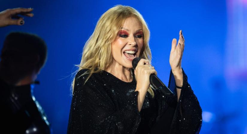 Kylie Minogue a Szigeten mutatta meg, milyen szórakoztató tud lenni egy régimódi popsztár