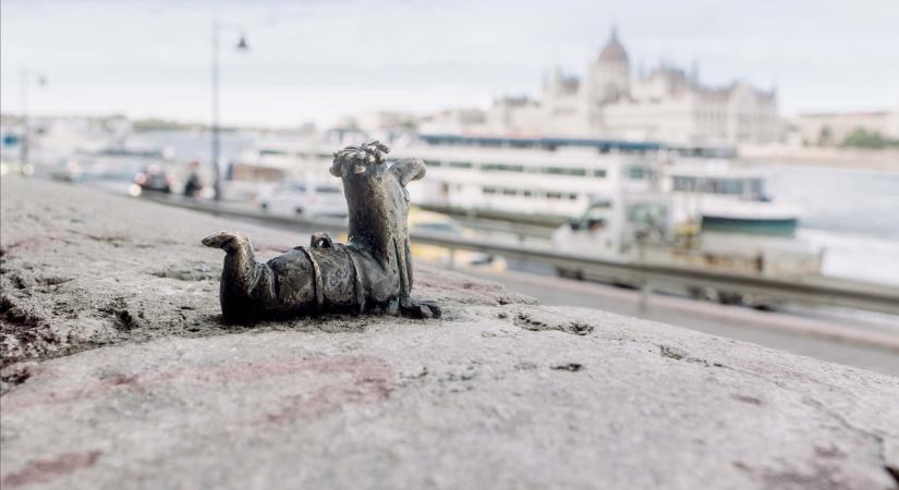 Összemosolygós pillanatokra mindig szükség van egy nagyvárosban, és ez a Kolodko-szobrok legfontosabb hatása