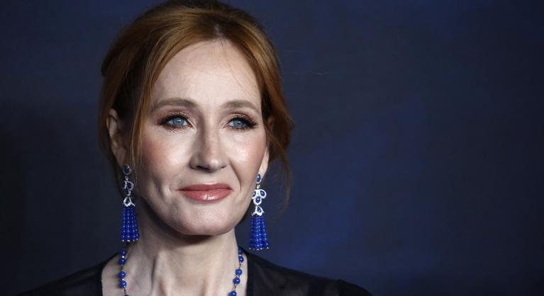 Hadjárat indult J. K. Rowling ellen a közösségi médiában