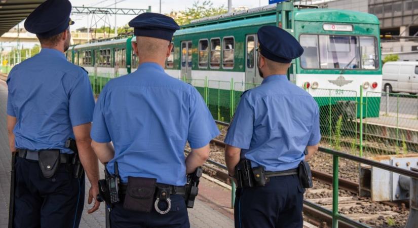 Július óta több mint háromezer embert igazoltattak a rendőrök a gödöllői HÉV Budapesti szakaszán