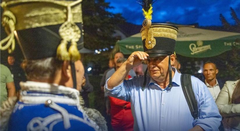 Viktor Orban Launches Best Hat Contest