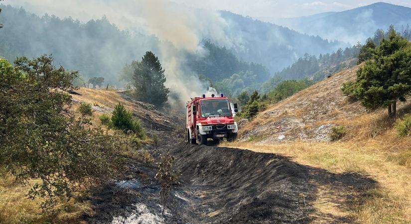 Vármegyénk tűzoltóit további helyeken vetik be Észak-Macedóniában