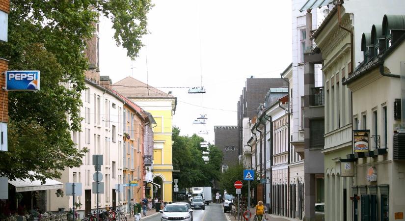 Megint hozzányúltak az Oskola utcához