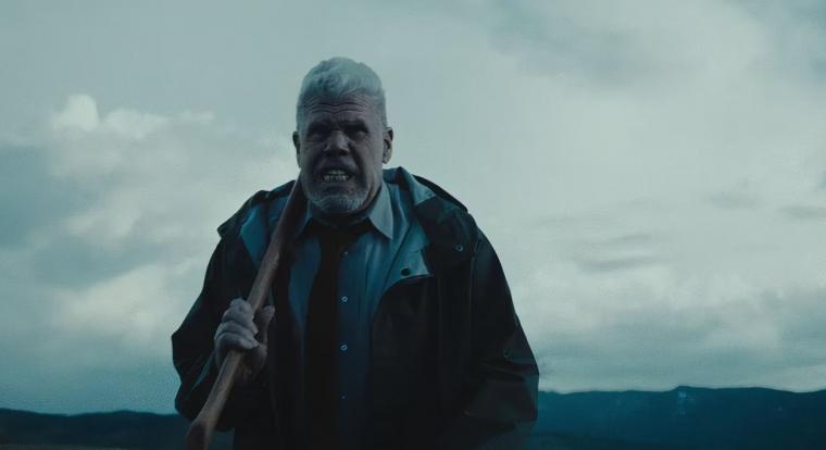 Csak Ron Perlman segíthet a rossz randin, itt a Sucubbus előzetese