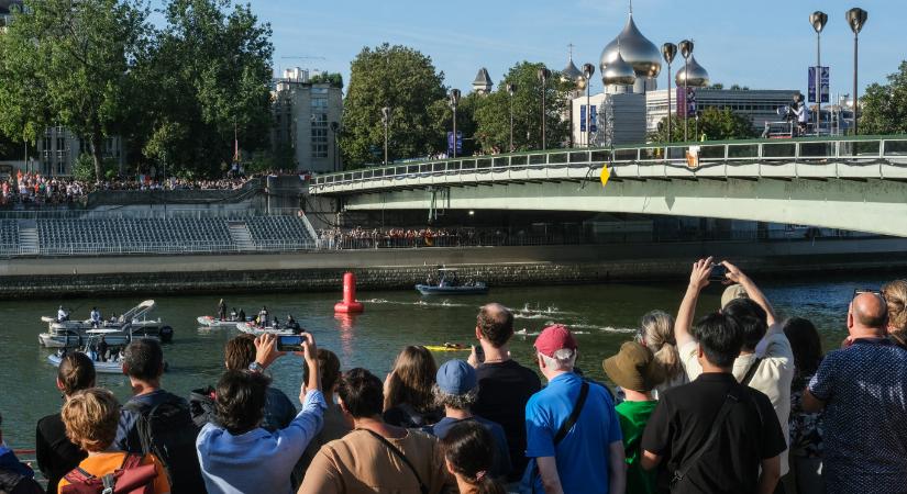 Nyíltvízi úszóink már reggel éremért úsznak, kajak-kenusaink középdöntőznek