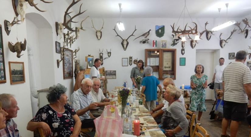 Kilencedszer találkoznak az erdőköziek