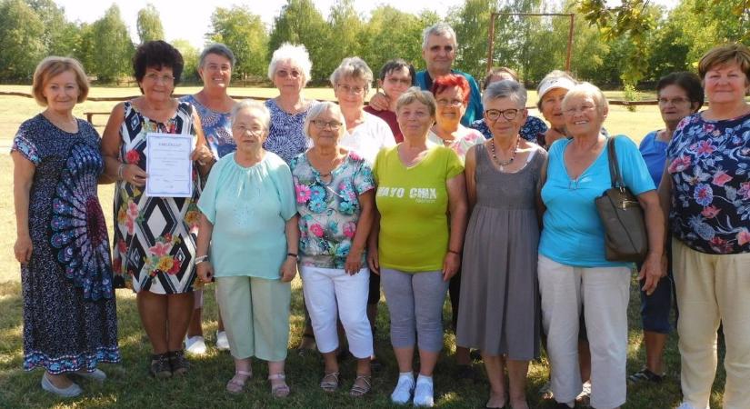 Jó hangulatú találkozót tartottak a Bács-Kiskun vármegyei nyugdíjas klubok – galériával