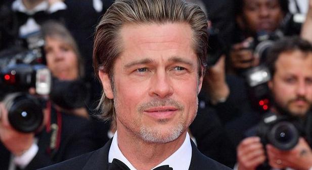 Brad Pitt nagyon aggódik a balesetet szenvedett fiáért