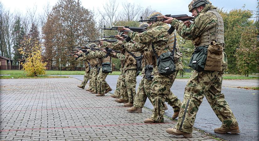 Kiderült hány magyar katona csatlakozhat a NATO akciókhoz