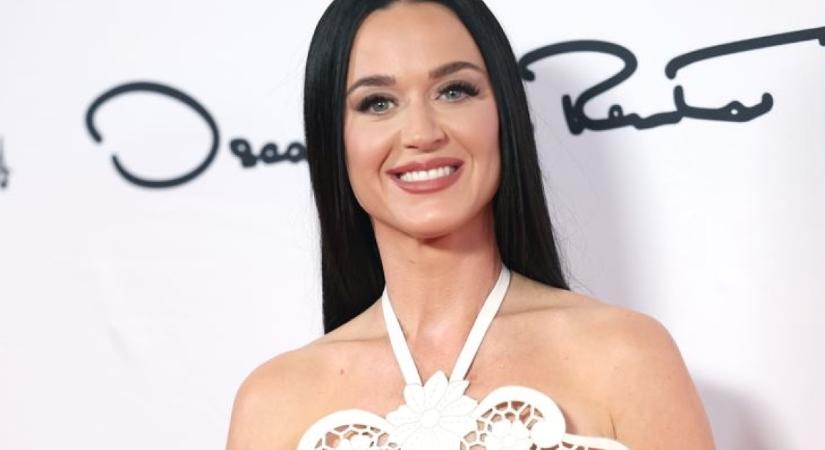 Katy Perry bikinis fotója felrobbantotta az internetet: mindenki ilyen alakra vágyik