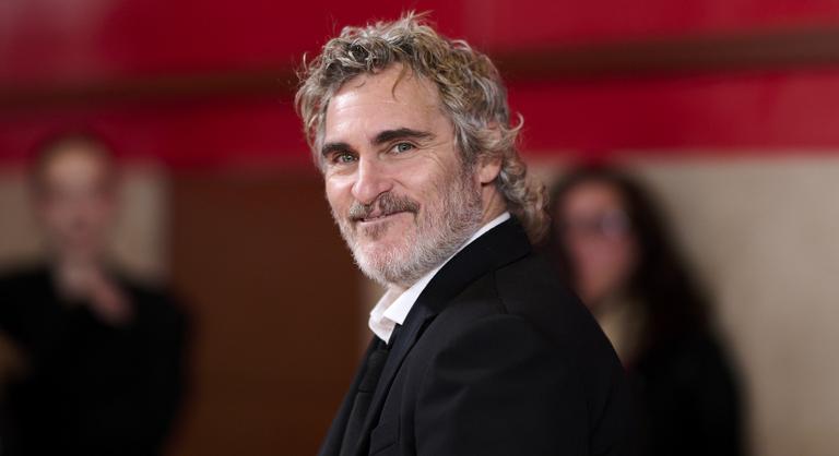 Mexikóba menekült volna meleg párjával Joaquin Phoenix, de meggondolta magát