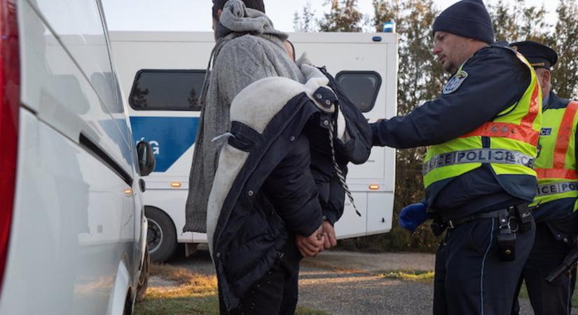 A 2544 elfogott embercsempészből 2290-et engedtek szabadon a magyar börtönökből