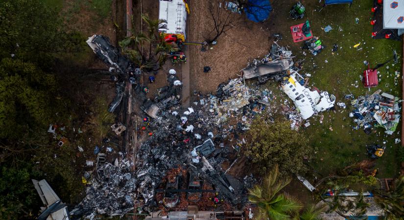 Elkezdték azonosítani a brazil repülőgép-balesetet áldozatait