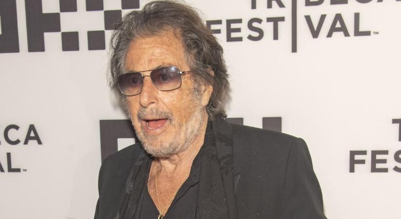 Al Pacino 23 éves lánya szívdöglesztő képeivel forrósítja fel a hangulatot: Olivia büszkén mutogatja kerek idomait - fotók