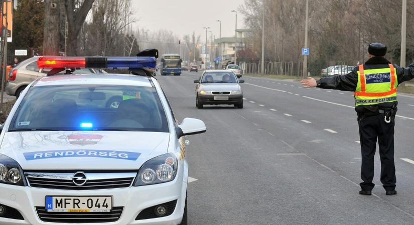 Szeptembertől másképpen zajlik majd egy rendőri igazoltatás