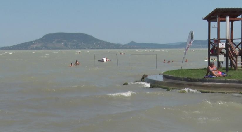 Csak a lángos jó a Balatonon? Megoszlik a kanizsaiak véleménye a magyar tengerről