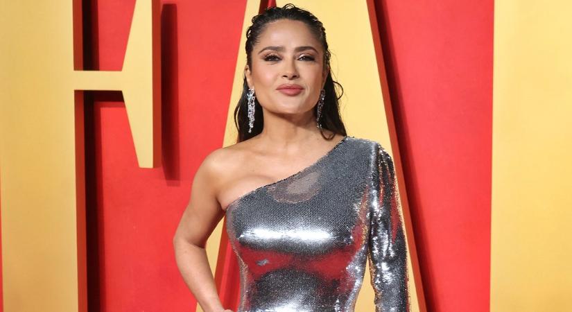 Salma Hayek elárulta, hogy ki az a híres színész, akivel a legjobb volt csókolózni eddigi karrierje során