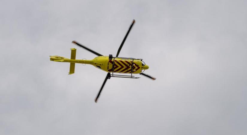 Vonatbaleset történt Nyírbátornál, egy gyermeket mentőhelikopter vitt kórházba