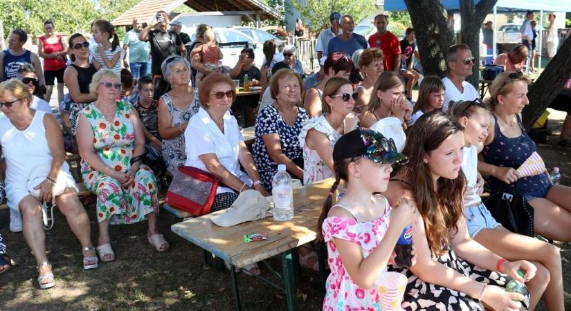 Fesztiváloztak a bazitai városrész lakói