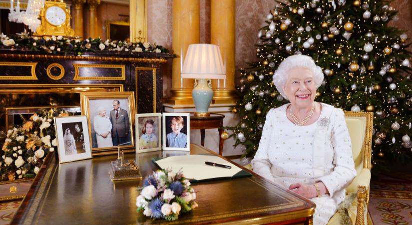 Ennyit költ II. Erzsébet királynő karácsonyi ajándékokra