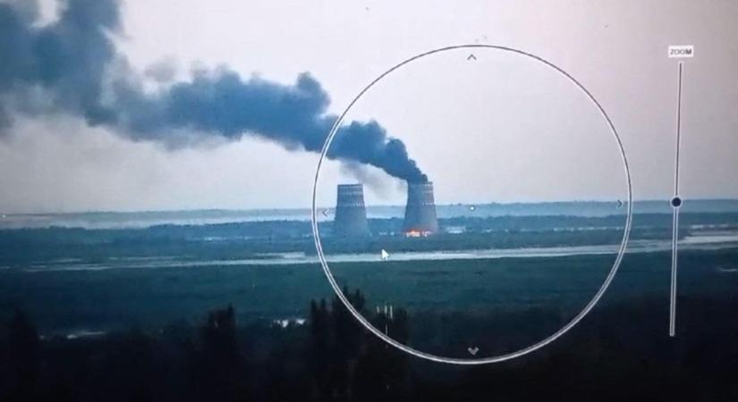 Kigyulladt a Zaporizzsjai Atomerőmű egyik hűtőtornya