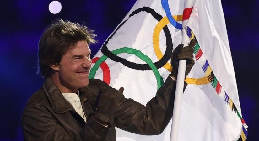 Mindenkinek tátva maradt a szája: Tom Cruise felrakta a koronát a 2024-es párizsi olimpiára - videó