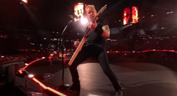 360 fokban felvett Metallica koncertvideó érkezett