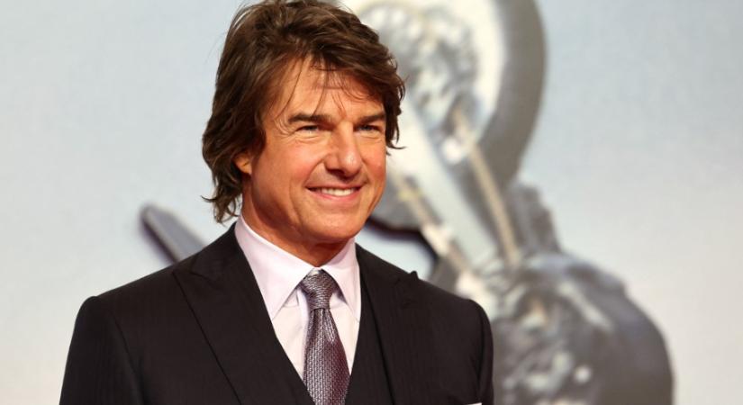 Tom Cruise hihetetlen produkciót mutatott be a párizsi olimpia záróünnepségén