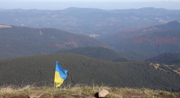 Tömegesen menekülnek Románián át az ukrán hadköteles férfiak