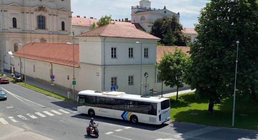 Gyorsjáratú vonatpótlókkal közlekedhetünk Győr és Veszprém között