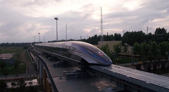 Sikerült a teszt: 1000 km/h-val száguldott a kínai szupervonat