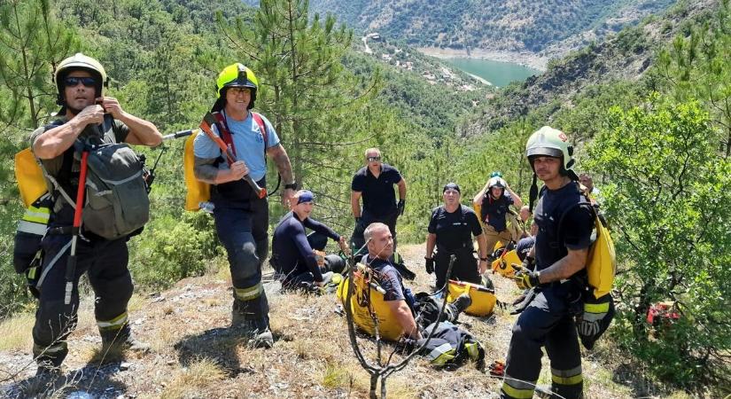 Somogy tűzoltói is oltották az Észak-Macedón erdőket