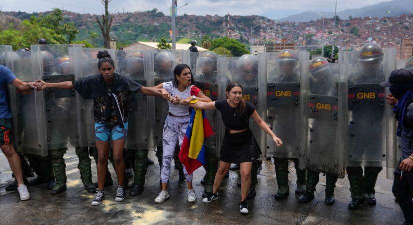 Legalább 25 halálos áldozata volt a venezuelai elnökválasztást követő tüntetéseknek