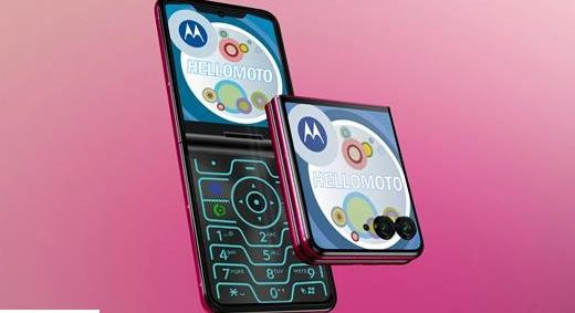 Vissza a 2000-es évekbe – retro Razr a Motorolától