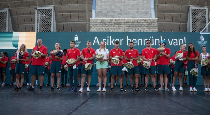 Örömünnep a hazatért olimpikonokkal – képgaléria