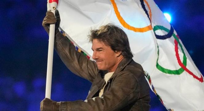 Tom Cruise újfent hatalmasat alakított: életveszélyes mutatvánnyal zárta a párizsi olimpiát! [VIDEO]