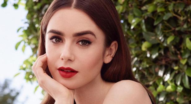 Lily Collins nem mert élénk színeket hordani az előző kapcsolatában