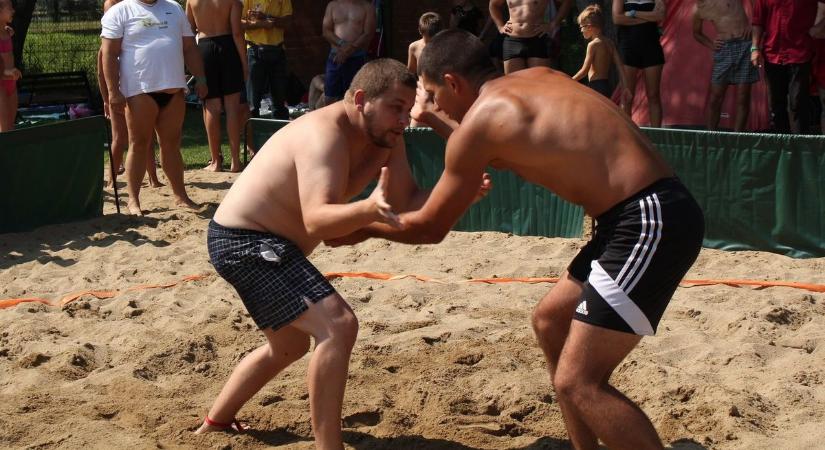 Idén is lesz strandbirkózás Sóstón