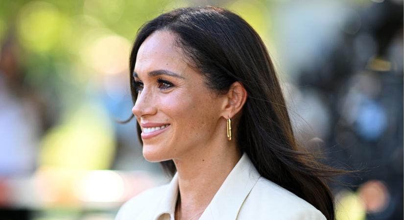 Ez az az aranyszabály a királyi családban, amit Meghan Markle nem volt hajlandó betartani, hiába volt fontos az uralkodónak