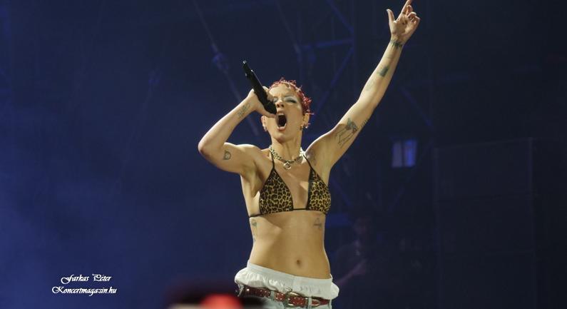 SZIGET 2024 – Halsey koncertfotók 2024.08.08. 2. nap, csütörtök, Budapest, Hajógyári sziget