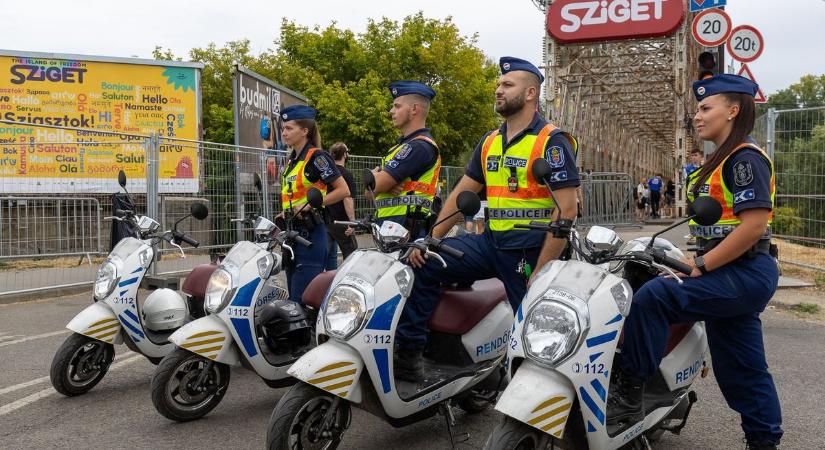 A Sziget Fesztiválon a rendőrség drogdílereket fogott el, több mint száz esetben kellett a taxisokkal szemben intézkedniük