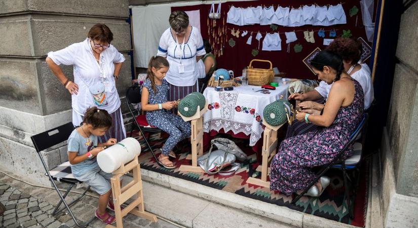 Színes programokkal vár mindenkit a Hagyományok Háza