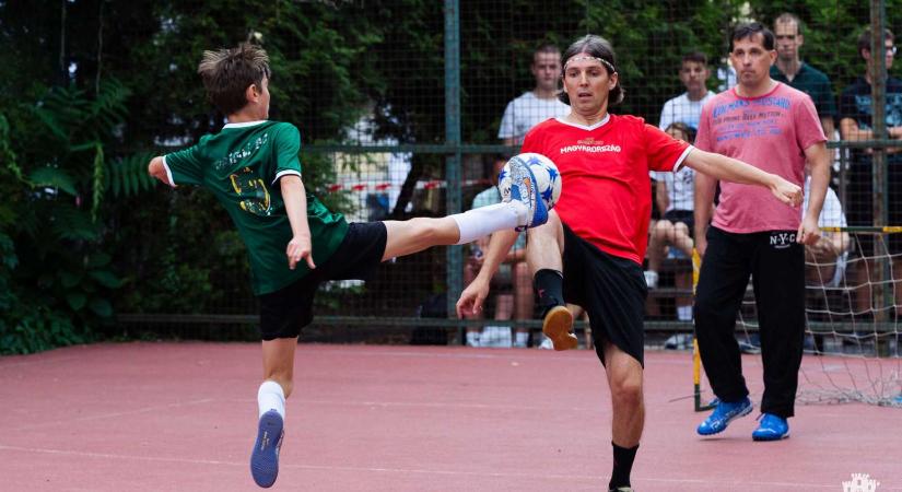 Focibajnoksággal, közös fitnesszel és akadályversennyel is készülnek a kolozsvári Családi Sportnapokra