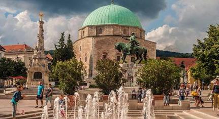 Pécs az egyik legnépszerűbb úti cél augusztus 20-án!