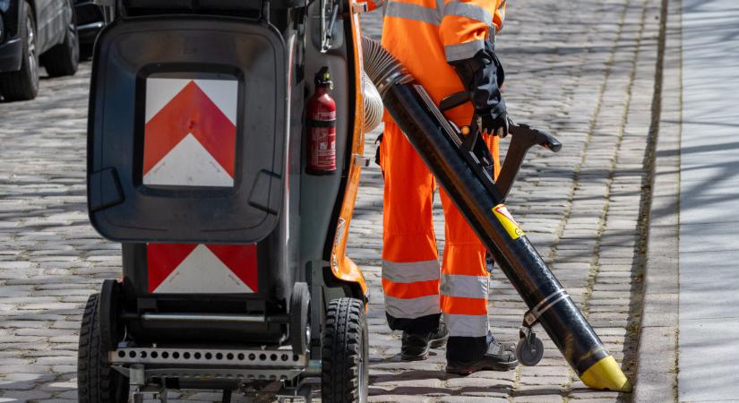 3000 fontot gyűjtöttek össze egy londoni utcaseprőnek, hogy elmehessen nyaralni, de a munkáltatója majdnem szabotálta